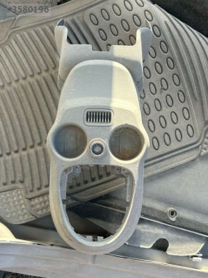 RENAULT KANGOO ORTA KONSOL