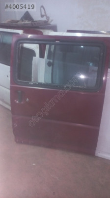 Mitsubişhi L300 sol orta sürgülü kapı