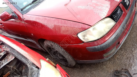 seat ibiza sağ ön çamurluk
