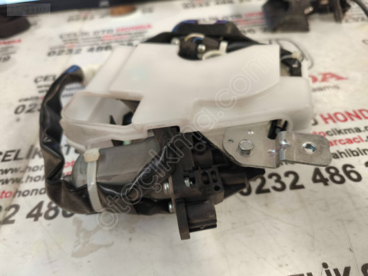 Honda CRV Arka bagaj kilidi