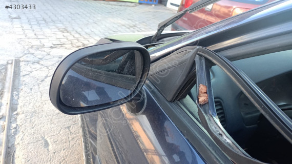 mitsubishi carisma sol ayna