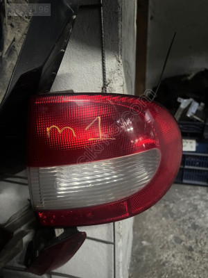 MEGANE 1 SAĞ ARKA STOP ORJİNALL ÇIKMA PARÇA