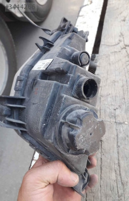 Hyundai i20 sağ sis farı