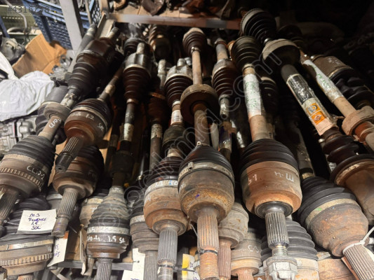 Renault Clio 4 Çıkma 1.5 Dci Sol Aks