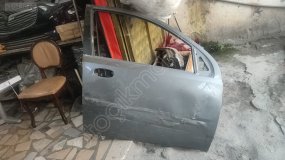 Chevrolet Aveo Çıkma Sağ Ön Kapı