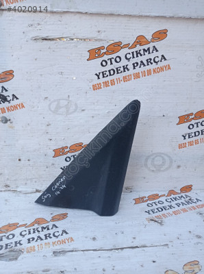 FORD COURİER SAĞ YAN DİREK AYNA ÜÇGENİ ÇIKMA ORİJİNAL