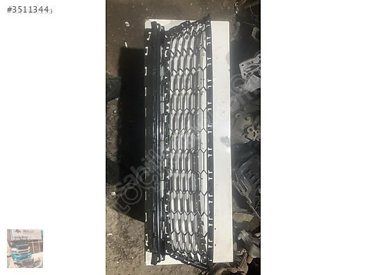 1K8853677 Vw scirocco ön tampon orta ızgara