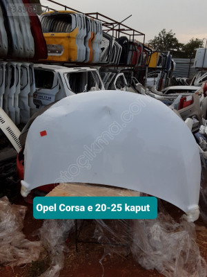 opel Corsa e 20-25 kaput