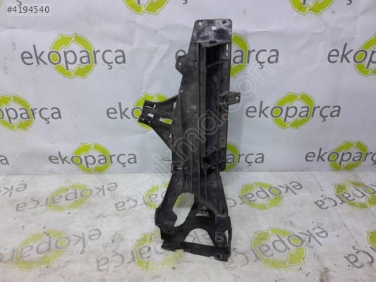 BMW 7 SERİSİ 2011 2016 F01 SAĞ FAR YUVA SACI 51647184160