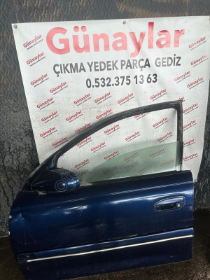 OPEL OMEGA SOL ÖN KAPI