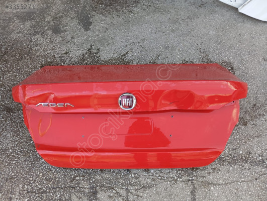 Fiat Egea Modeli İçin Çıkma Bagaj Kapağı