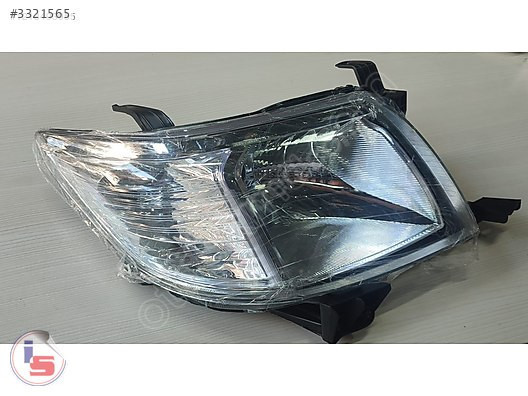 2011 - 2015 Toyota Hilux Sağ Ön Far Adana Sıfır Parça