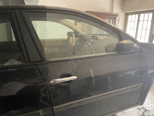 RENAULT MEGANE 2 2002 2009 SAĞ ÖN KAPI HATASIZ