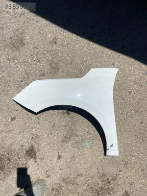 OPEL CORSA F SOL ÖN ÇAMURLUK - ÇIKMA BEYAZ