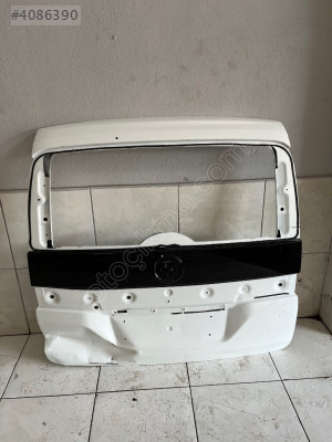 Fiat Fiorino arka bagaj kapağı hatasız lokallik boyanacak