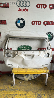 TOYOTA AURIS BAGAJ KAPAĞI