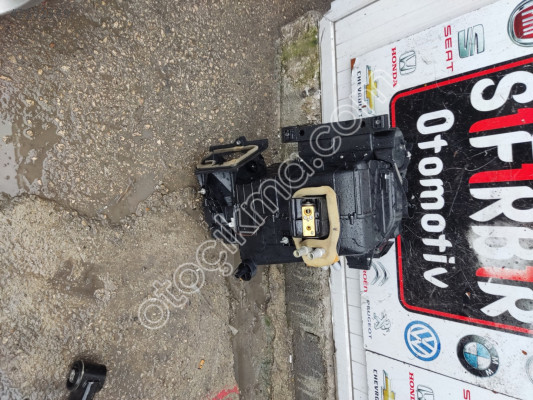 2011 Fiat Doblo kalorifer kutusu orijinal çıkma hatasız