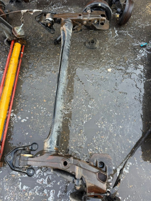 OPEL ASTRA ARKA TORSİYON