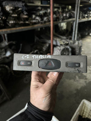 RENAULT TALİANT C2 ÇIKMA DÖRLÜ FLAŞÖR DÜĞMESİ