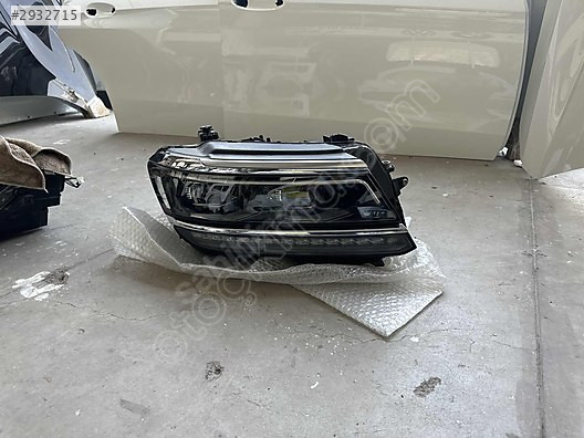 Tiguan sağ far