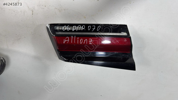 BMW 5 SERİ G30 SOL İÇ STOP 63215A38AF1-02