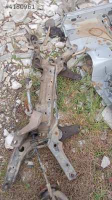 Ford escort motor beşiği travers