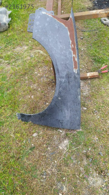 B6 sol ön çamurluk çıkma