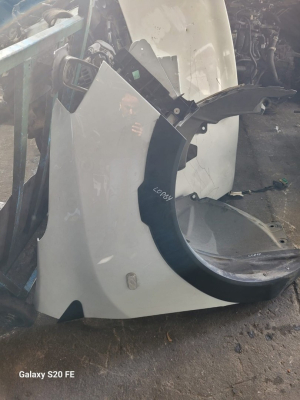 DACİA LODGY SAĞ ÖN ÇAMURLUK ÜÇEL OTO ÇIKMA BURSA