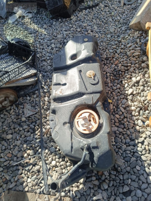 Peugeot 206 yatık deposu dizel