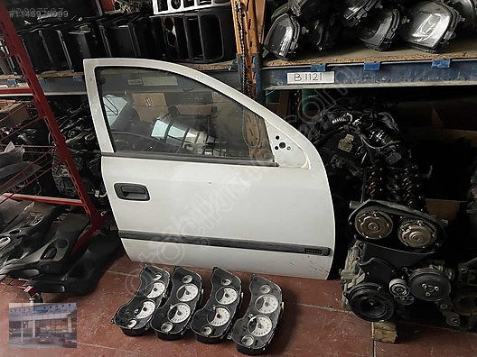 Opel astra çıkma sağ ön kapı beyaz