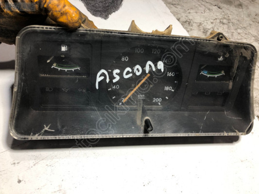 Opel Ascona 1.6 D Kilometre Saati Gösterge Paneli