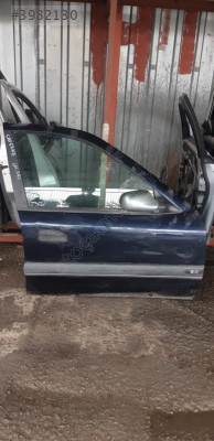 RENAULT SAFRANE SAĞ ÖN KAPI ÇIKMAA ORJİNAL