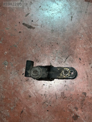 Peugeot 407 çıkma motor kulağı