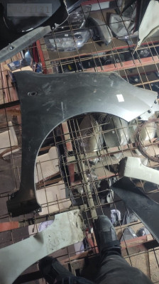 RENAULT KANGOO 4 SAĞ ÖN ÇAMURLUK