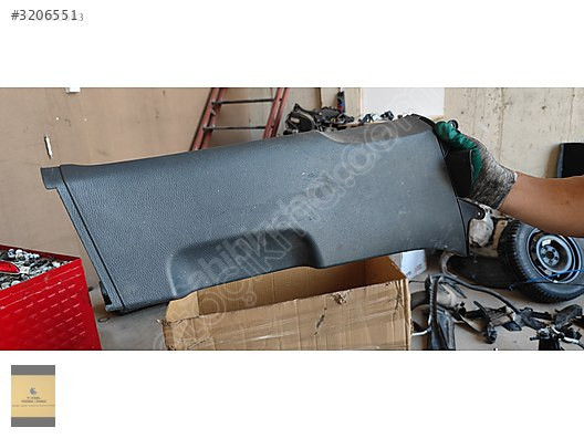 GOLF 5 JETTA 05-11 SAĞ ORTA DİREK KAPLAMA 1K4867298