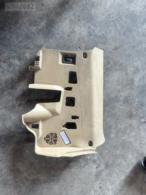 BMW 5 F10 F11 2011 Gösterge paneli BEJ alt trim paneli 5145919300