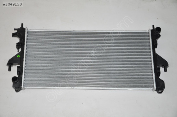 Radyatör Su 2.3 Ducato (İntercool Bağlantısı İnce)
