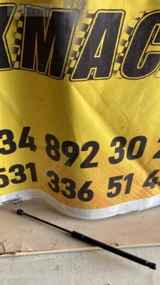 W176 Mercedes A Serisi Bagaj Amortisörü - A1760800164