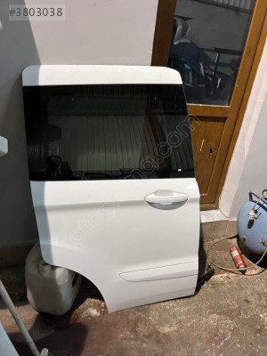 Ford Courier sağ arka kapı dolu çıkma orijinal