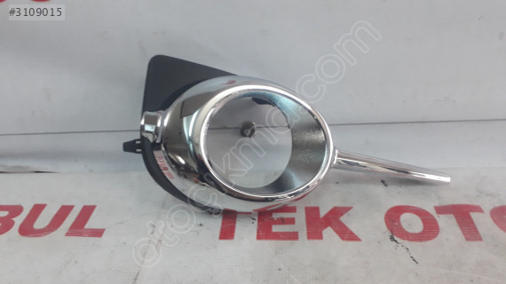 TOYOTA RAW 4 SİS KAPAĞI SAĞ 5203042010