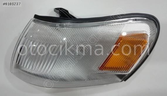 TOYOTA COROLLA AE100 ÇIKINTILI SOL SİNYAL