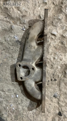 Audi A3 1.8 Modeli için 06A253033 Kodlu Egzoz Manifoldu