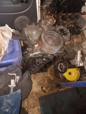 Kia 2700 yarım motor blok krank piston uzerinde
