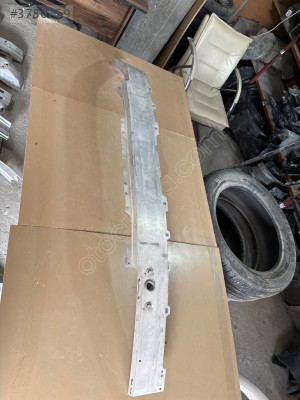 Çıkma MERCEDES-BENZ C CLASS W205 ÖN TAMPON DEMİRİ A2056202034