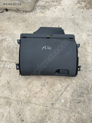 RENAULT MEGANE 4 TORPİDO KAPAGI