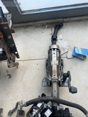 Opel Insignia Modeli İçin Direksiyon Mafsalı - Oto Çıkma Par