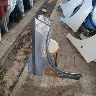 Suzuki vitara sağ ön çamurluk