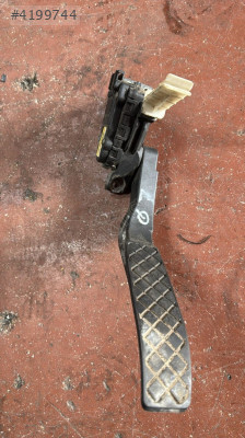 AUDİ  Q7 GAZ PEDALI