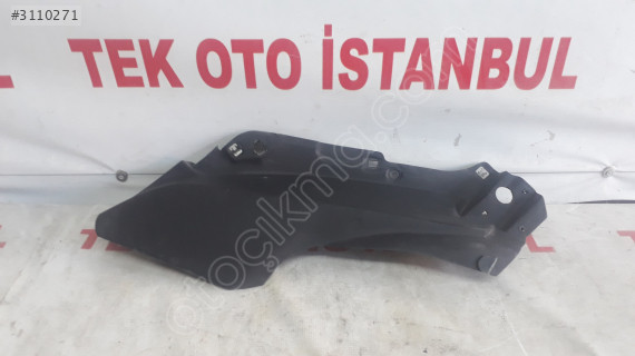 Mercedes E 207 BAKALİT SOL ARKA İÇ A2076901325