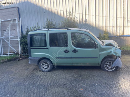 Fiat Doblo Sağ Ön Kapı Arabadan Sökme Hatasız Orjinal